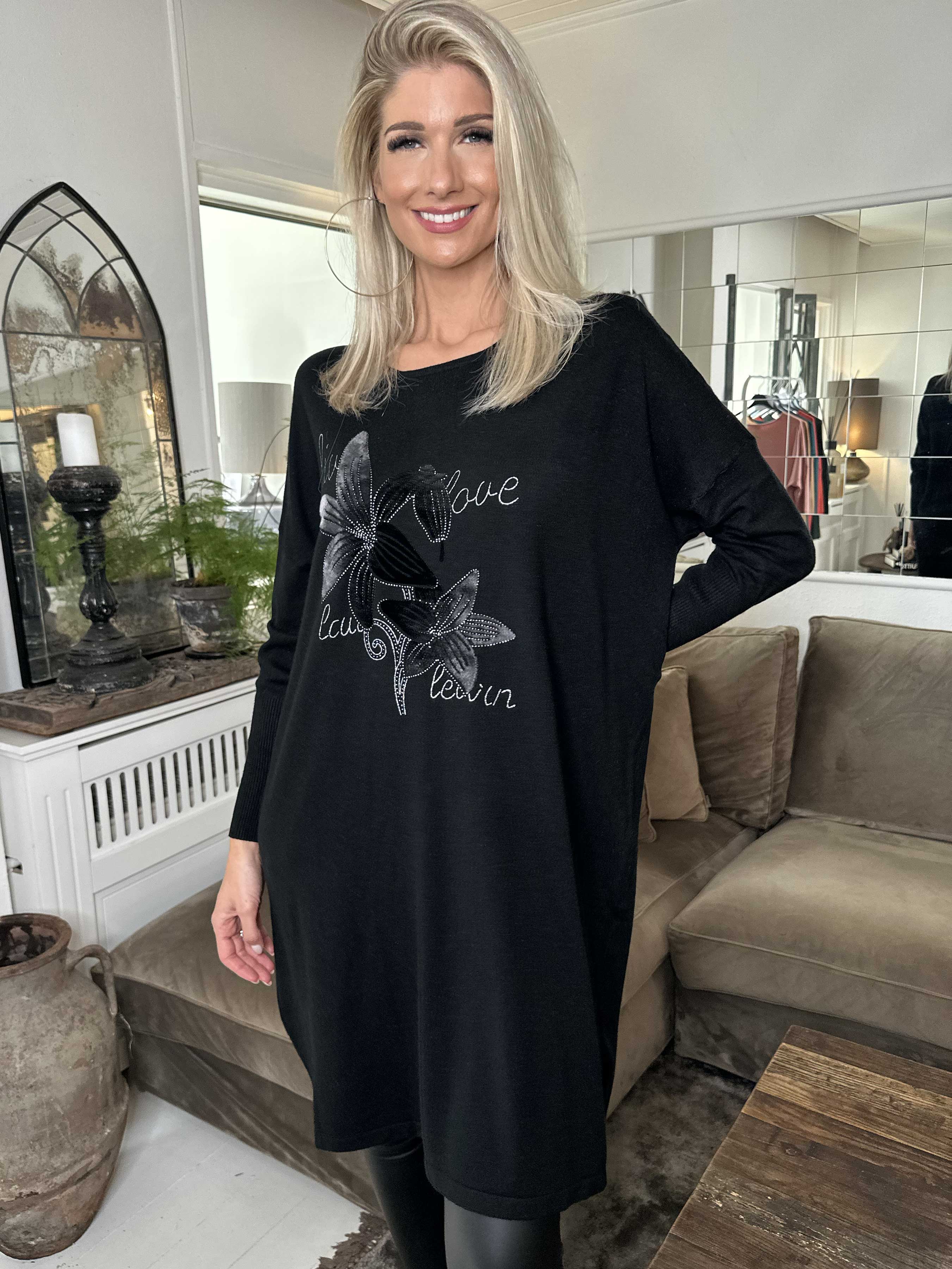 Amilie - Mjuk klänning med blommigt tryck